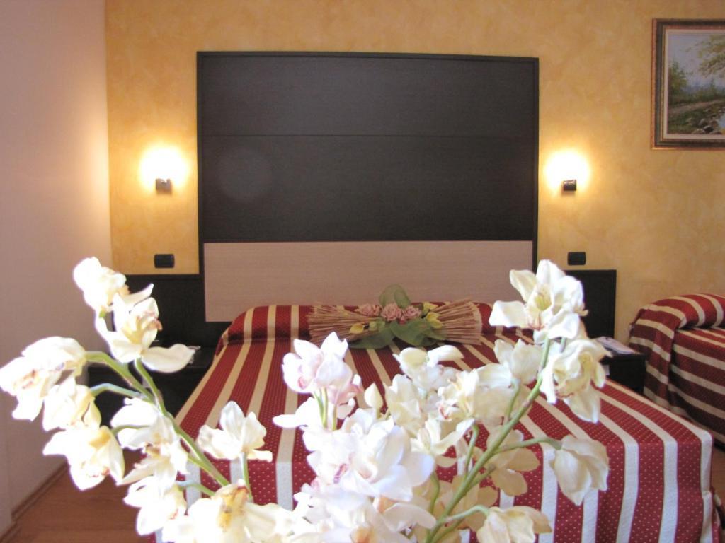 Hotel Iacone Chieti Bilik gambar