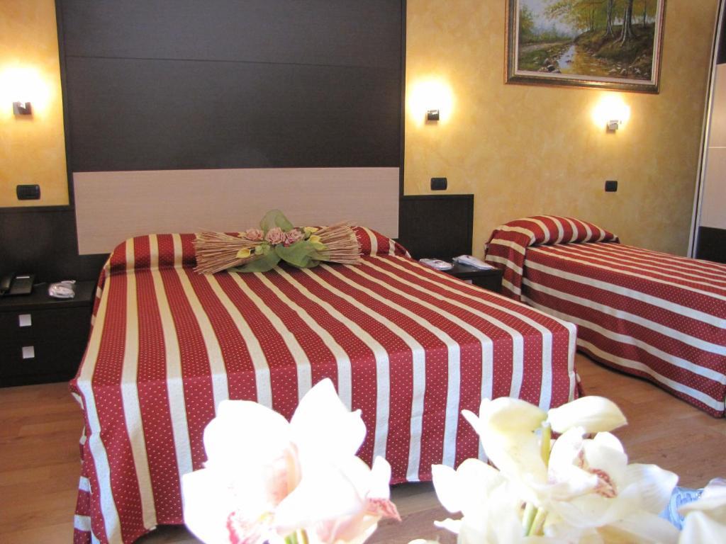 Hotel Iacone Chieti Bilik gambar