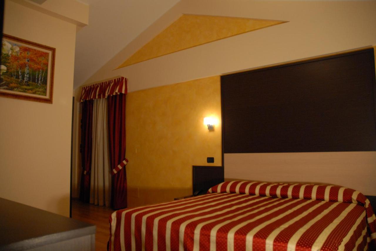 Hotel Iacone Chieti Luaran gambar